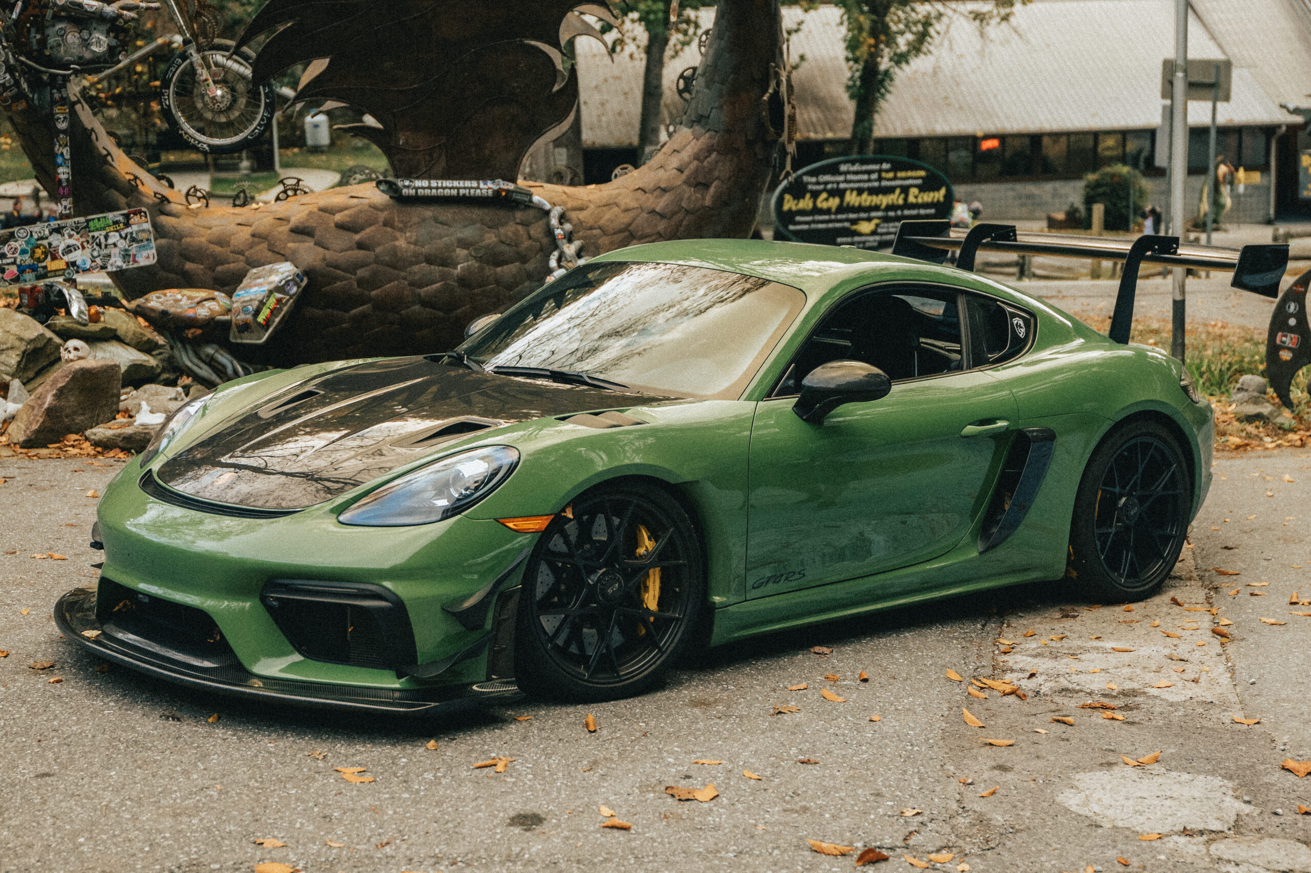 Wolfpen's epic track-built GT4 RS posted up during Rennsport Dragon Rally 2024.
