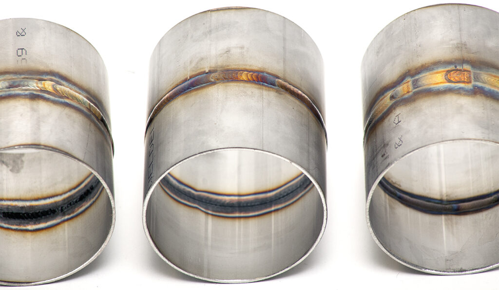 Welding details on three exhaust pipes - Soul Performance Parts