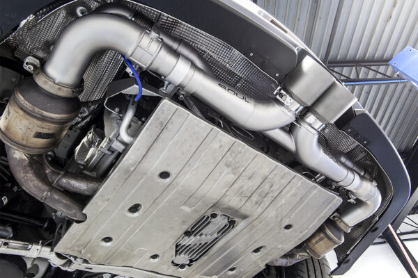 Porsche 991 GT3 / GT3 RS / 911R SOUL Center Muffler Bypass Exhaust - Image 4